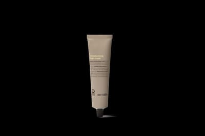 Moisturizing hair mask travel size